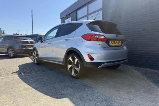 Ford Fiesta (2019) thumbnail 5