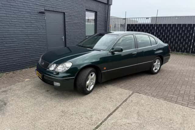 Lexus GS (1998) thumbnail 1