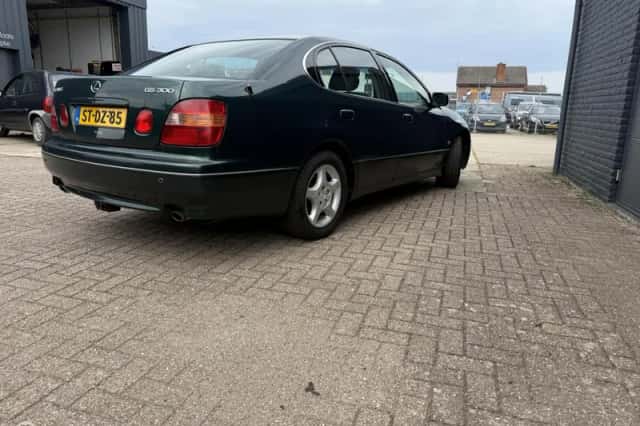 Lexus GS (1998) thumbnail 6