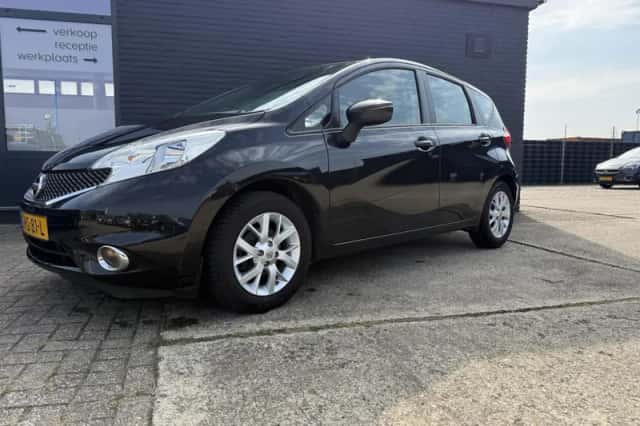 Nissan Note (2015) thumbnail 1