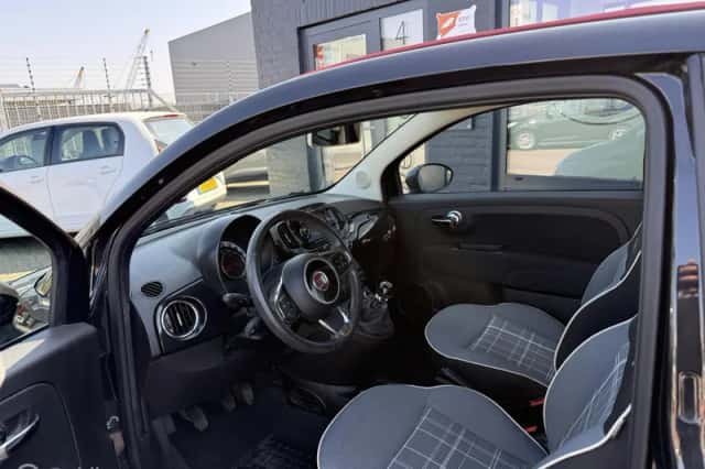 Fiat 500 (2018) thumbnail 4