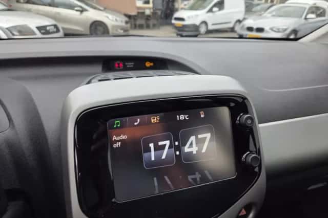 Toyota Aygo (2018) thumbnail 4