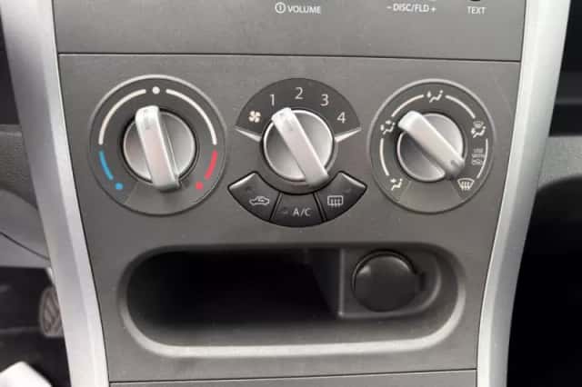 Suzuki Splash (2012) thumbnail 3