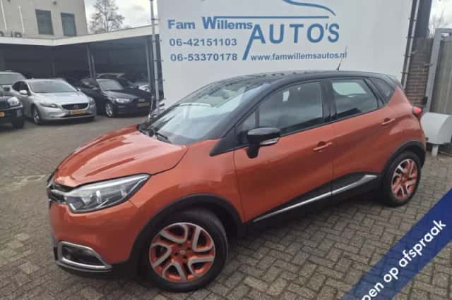 Renault Captur (2015) thumbnail 1