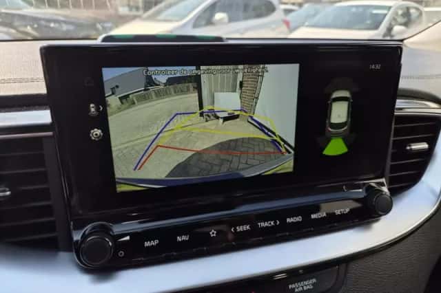 Kia XCeed (2020) thumbnail 4