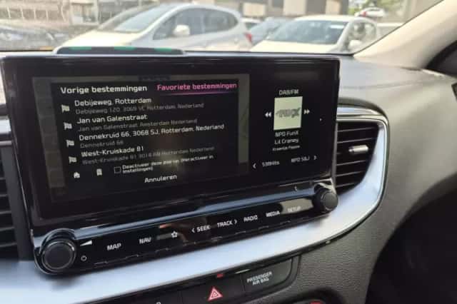 Kia XCeed (2020) thumbnail 5