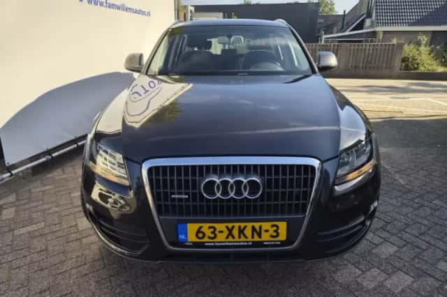 Audi Q5 (2012) thumbnail 4