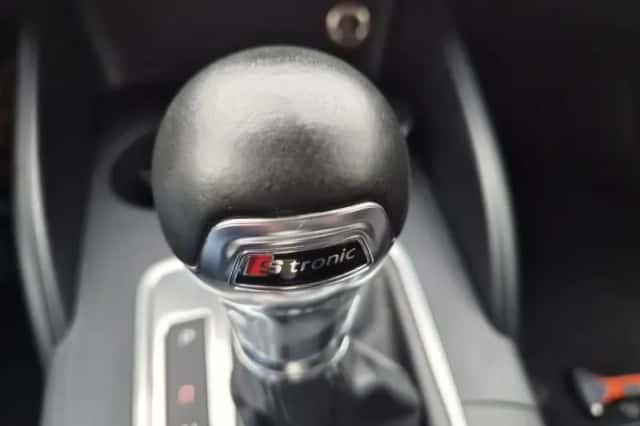 Audi A3 (2013) thumbnail 3