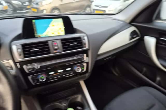 BMW 1-Serie (2017) thumbnail 5