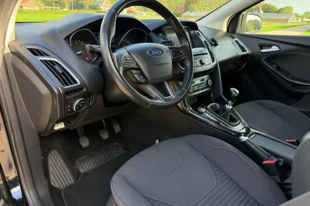 Ford Focus (2016) thumbnail 4