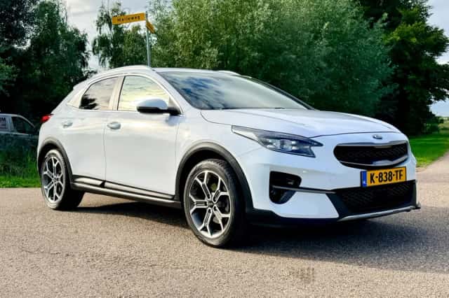 Kia XCeed (2021) thumbnail 5