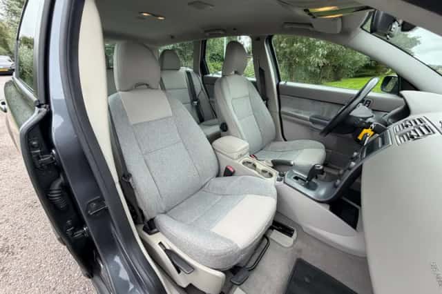 Volvo V50 (2005) thumbnail 2