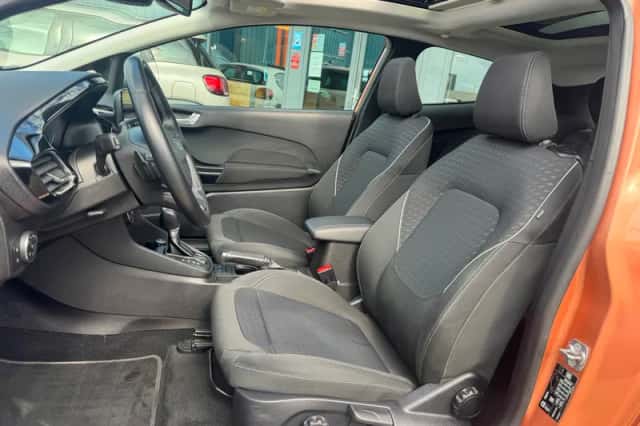 Ford Fiesta (2018) thumbnail 3