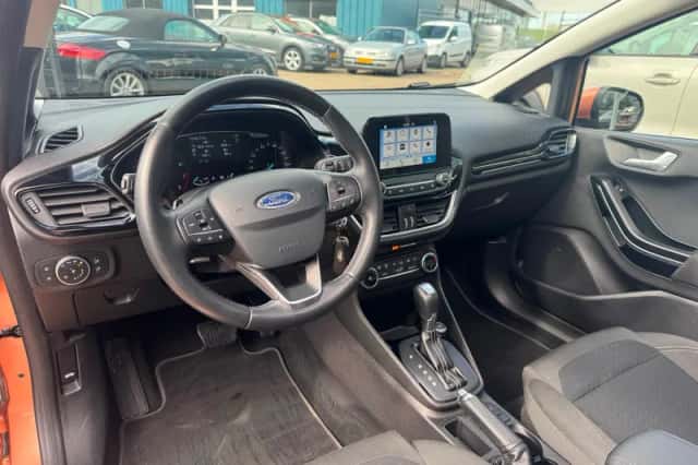 Ford Fiesta (2018) thumbnail 4