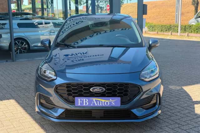 Ford Fiesta (2023) thumbnail 2