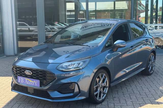 Ford Fiesta (2023) thumbnail 3