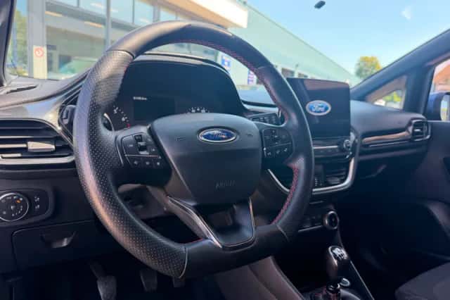 Ford Fiesta (2023) thumbnail 5