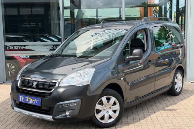 Peugeot Partner (2017) thumbnail 1