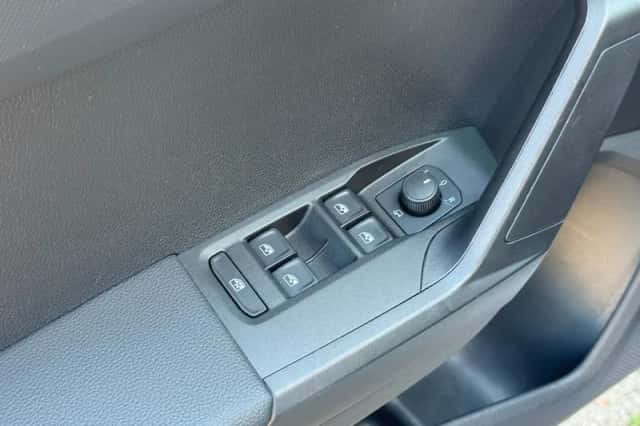 SEAT Ibiza (2021) thumbnail 2