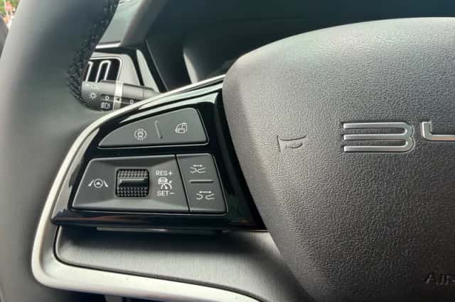BYD Seal U (2026) thumbnail 6