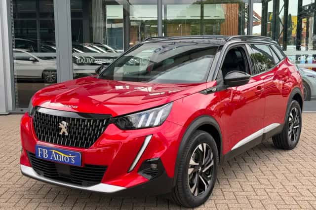 Peugeot 2008 (2021) thumbnail 3