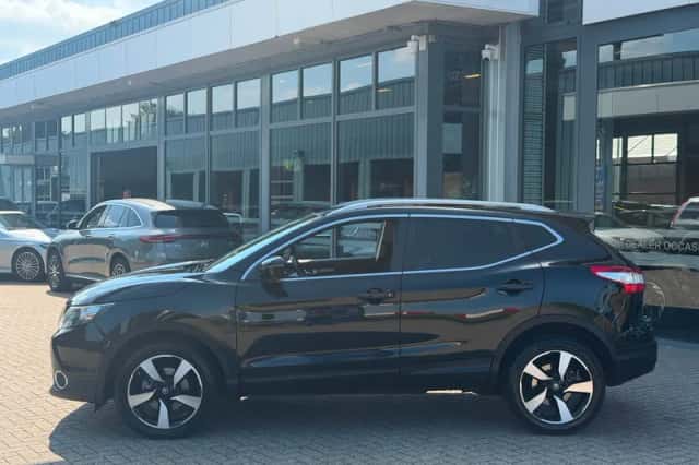 Nissan Qashqai (2016) thumbnail 4