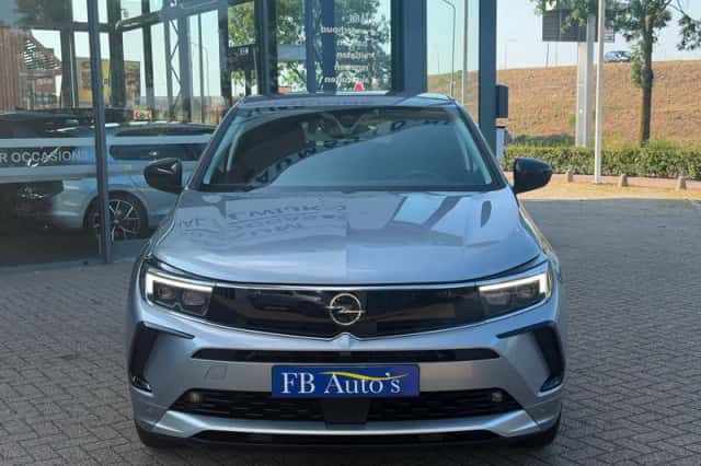 Opel Grandland (2023) thumbnail 2