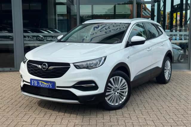 Opel Grandland (2018) thumbnail 1