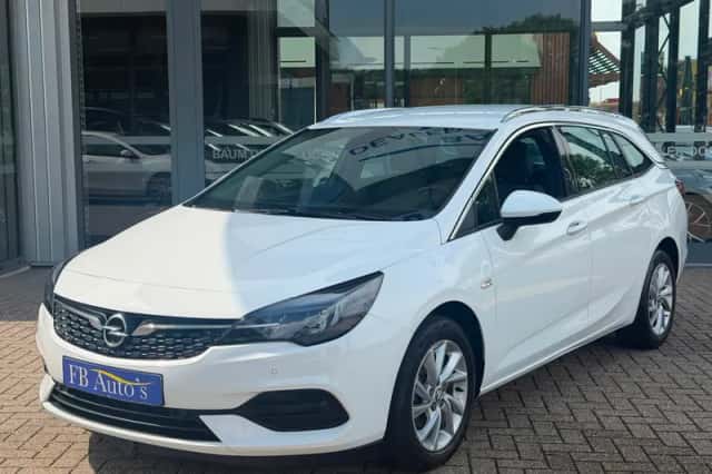 Opel Astra (2021) thumbnail 3