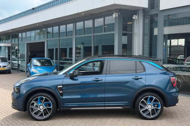 Lynk & Co 01 (2021) thumbnail 4