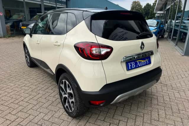 Renault Captur (2017) thumbnail 6