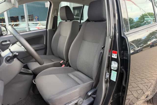 Suzuki Splash (2013) thumbnail 5