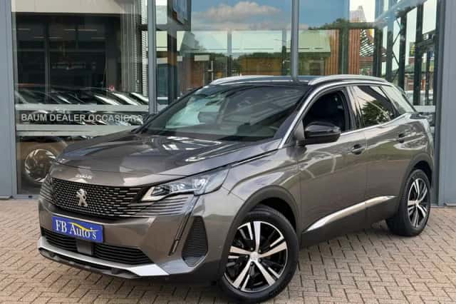 Peugeot 3008 (2024) thumbnail 1
