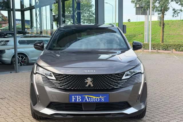 Peugeot 3008 (2024) thumbnail 2