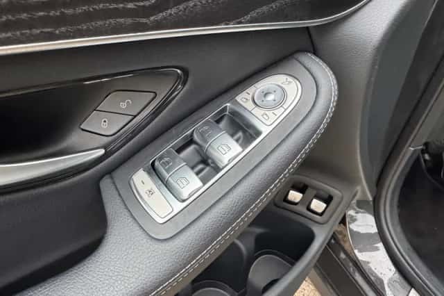 Mercedes-Benz GLC-Klasse (2021) thumbnail 2