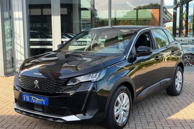 Peugeot 3008 (2023) thumbnail 3