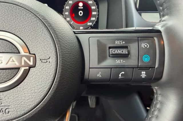 Nissan Qashqai (2024) thumbnail 5