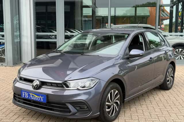 Volkswagen Polo (2023) thumbnail 3