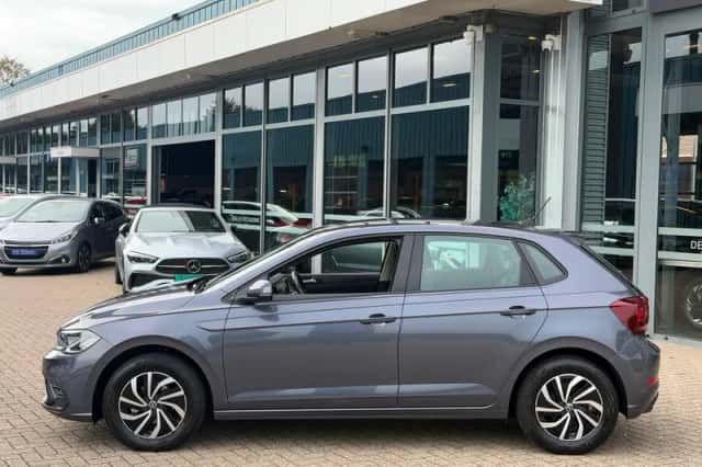 Volkswagen Polo (2023) thumbnail 4