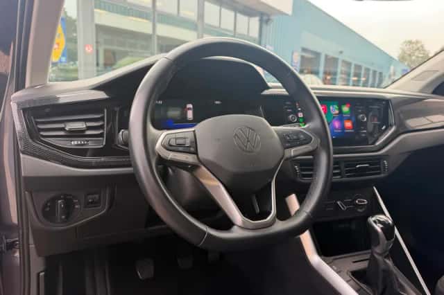 Volkswagen Polo (2023) thumbnail 5