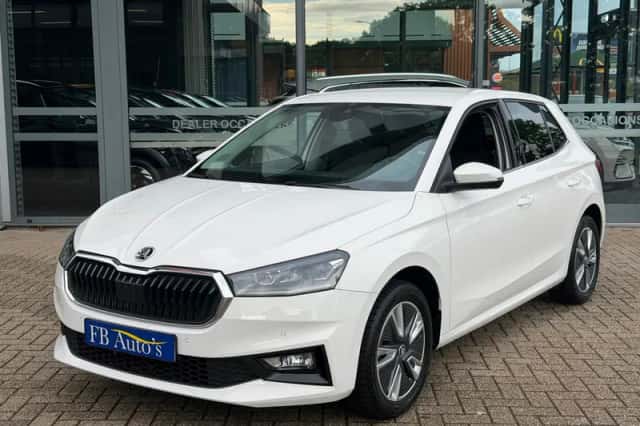 Škoda Fabia (2023) thumbnail 3