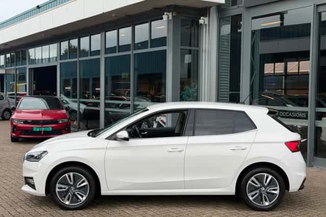Škoda Fabia (2023) thumbnail 4