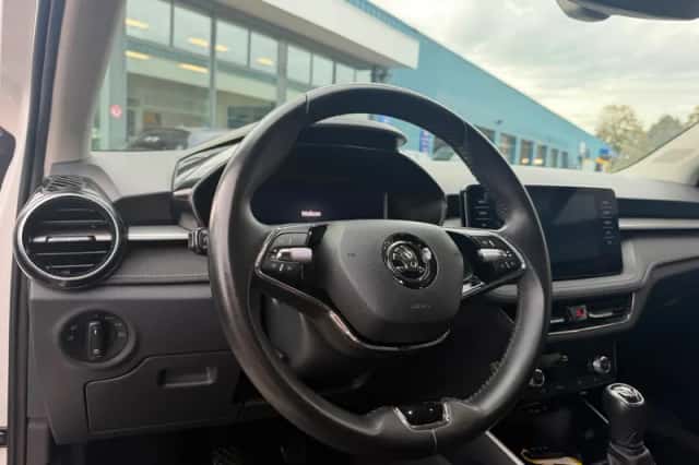 Škoda Fabia (2023) thumbnail 5