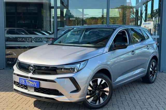 Opel Grandland (2022) thumbnail 1