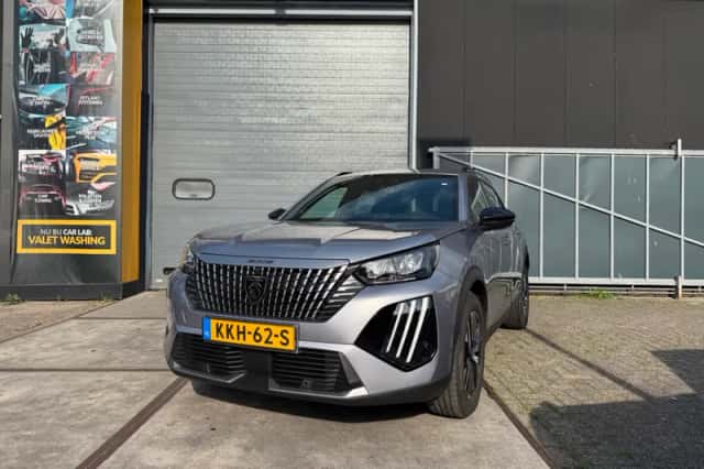Peugeot 2008 (2025) thumbnail 1