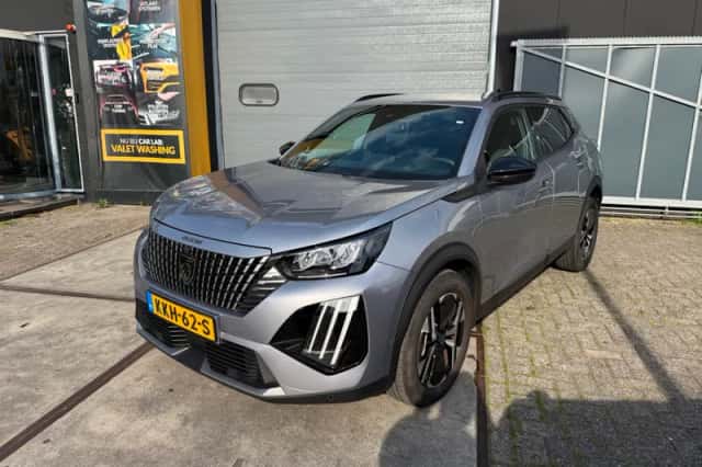 Peugeot 2008 (2025) thumbnail 2