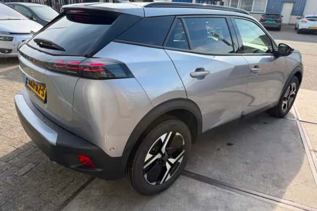 Peugeot 2008 (2025) thumbnail 6