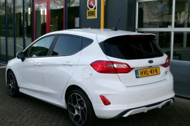 Ford Fiesta (2020) thumbnail 3