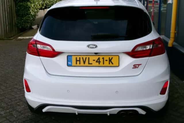 Ford Fiesta (2020) thumbnail 4