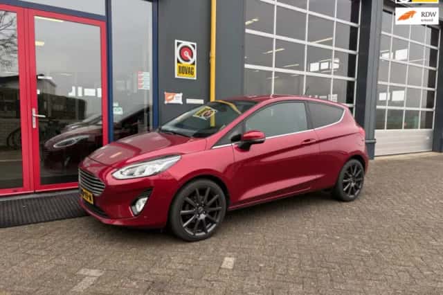 Ford Fiesta (2018) thumbnail 1